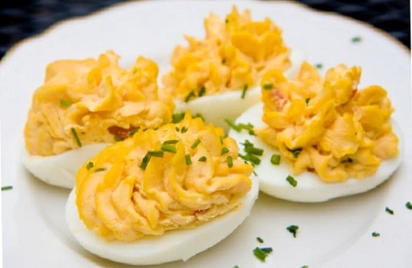Slimming with eggs.